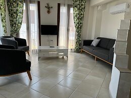 Grand Teoshan Otel ve Tatil Evleri