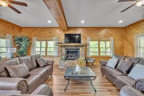 Heavenly Views - Amazing Mountain Views 8 Bedroom Cabin by Heavenly Vi