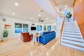 1185 Tamarack 4 Bedroom Home by RedAwning