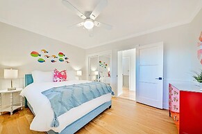 1185 Tamarack 4 Bedroom Home by RedAwning