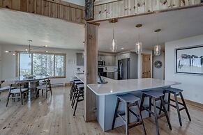 Missing Link Chalet At Terry Peak 4 Bedroom Chalet by RedAwning