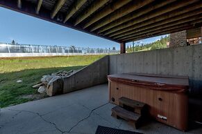 Avalanche Chalet At Terry Peak 3 Bedroom Chalet by RedAwning