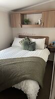 Remarkable 3-bed Caravan, Direct Beach Access