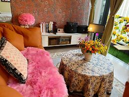 Beautiful 3-bedroom Apartment