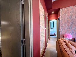 Beautiful 3-bedroom Apartment