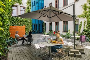 No.23 Premium Aparthotel