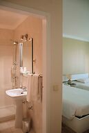 ARCA NOVA GUEST HOUSE & HOSTEL