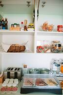 ARCA NOVA GUEST HOUSE & HOSTEL