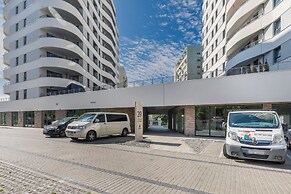 Sun Towers Lux by Renters Prestige