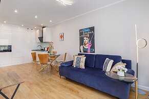 Sun Towers Lux by Renters Prestige