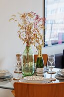 Sun Towers Lux by Renters Prestige