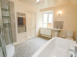 Myrtle Villa