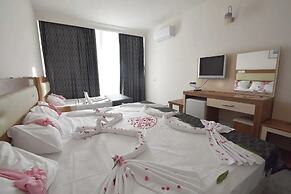 VİVA BEACH HOTEL