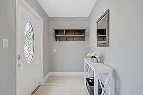 Lake House 1 in Davie