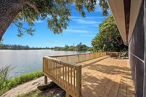 Lake House 1 in Davie
