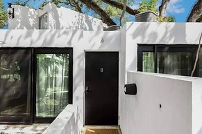 Hammock 4 in Fort Lauderdale