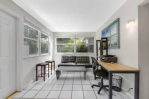 5140 Duplex in Oakland Park