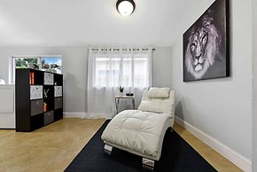 2908 Hollywood in Hollywood