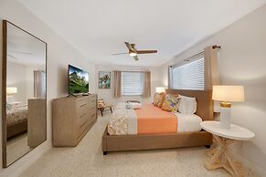 Seahorse Villa 3 in Oakland Park