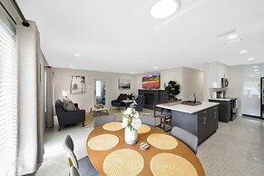 Seahorse Villa 3 in Oakland Park