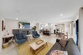 Seahorse Villa 3 in Oakland Park