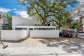 Hammock 2 in Fort Lauderdale