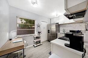 Just Beachy Apt 3 in Fort Lauderdale