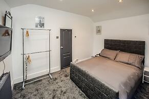 Cottage Hide-out