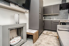 Cottage Hide-out