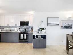 Seahorse Condo 5B in Fort Lauderdale