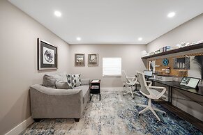 Oakland Palms in Oakland Park