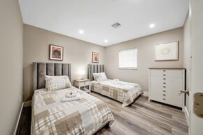 Oakland Palms in Oakland Park