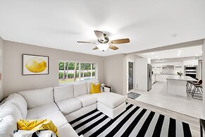 Oakland Palms in Oakland Park