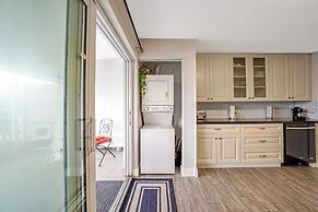 Sunny Waterside B in Dania Beach