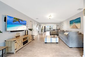 Sunny Waterside B in Dania Beach