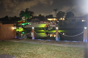 Sunny Waterside A in Dania Beach