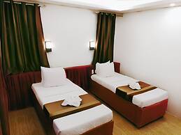 Dy Heritage Suites