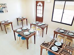 Dy Heritage Suites