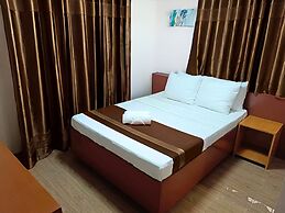 Dy Heritage Suites