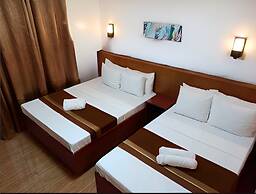 Dy Heritage Suites