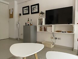 Deaf Twins 2B Botanico Super Calido