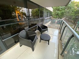 Deaf Twins 2B Botanico Super Calido