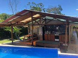 Le Petit Hotel