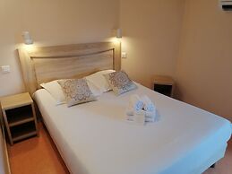 Hotel Restaurant Platanes