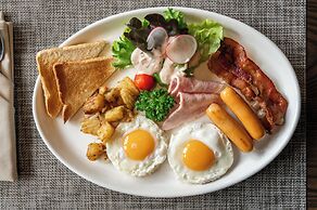 Riva Vista Riverfront Resort Chiangrai