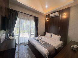 Xaymone Riverside Resort and Restaurant