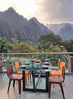 Xaymone Riverside Resort and Restaurant