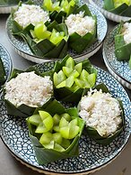 Xaymone Riverside Resort and Restaurant