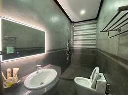 Xaymone Riverside Resort and Restaurant