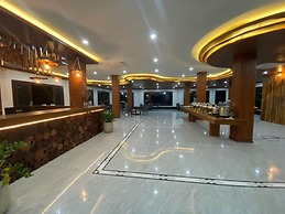 Xaymone Riverside Resort and Restaurant